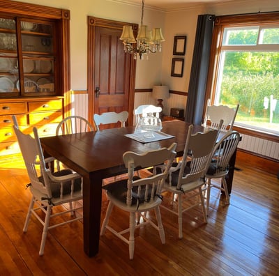 Balmor Landing Best Cape Breton Airbnb dining room, beautiful older home, sleeps 8 people