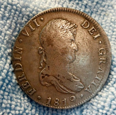 8 reales de Fernando VII, 1819. Ceca México. Material: AR Peso: 26.54 gramos. P.V.P: 130€