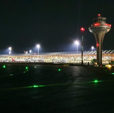 Balizamiento en calles de rodaje del Aeropuerto Adolfo Suarez Madrid Barajas