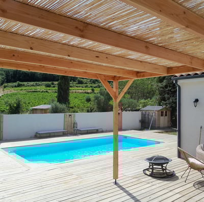Petites charpentes : pergola en bois - Millau