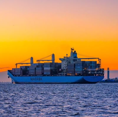 container boot, transport, haven rotterdam, logistiek