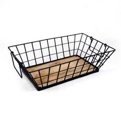 a basket of wood and metal wire