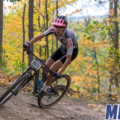 St. Paul Central mountain bikers at an MCA cross-country race