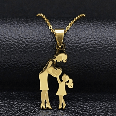 Collier doré fête des mamies