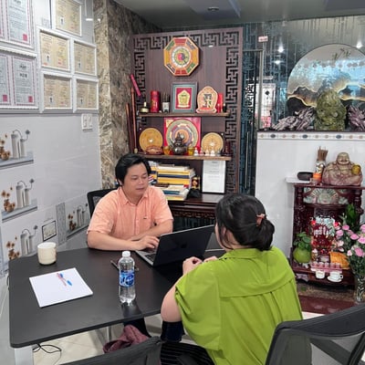 Khách hàng tư vấn mệnh lý cùng Thầy Ưng Khiêm, ảnh 4