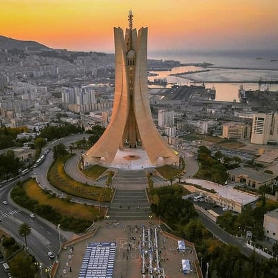 martyrs monument in Algiers