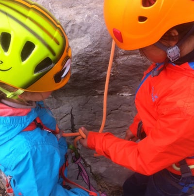 sortie escalade en falaise pour enfants