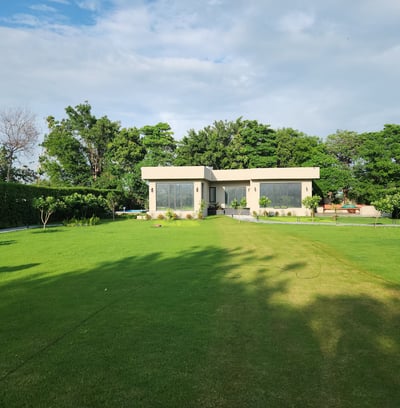 Green farmland in Manesar ideal for farmhouse or weekend home near NH8