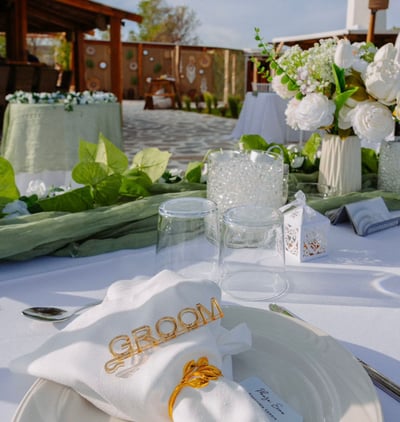 wedding groom table setting