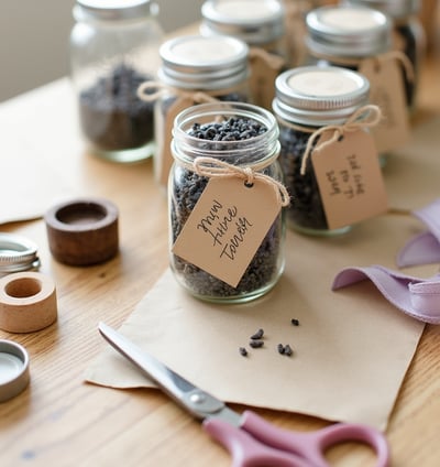 Petits pots personnalisés fait main pour invités idéal mariage