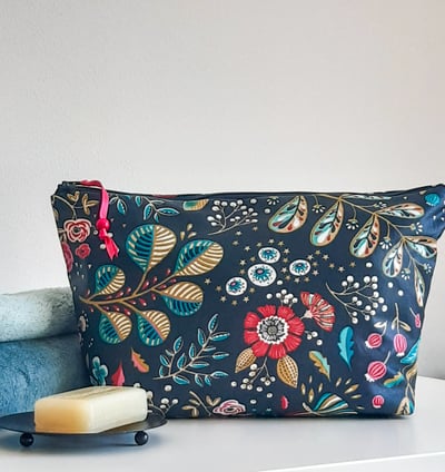 grande trousse de toilette de voyage en tissu imperméable Navy Blue