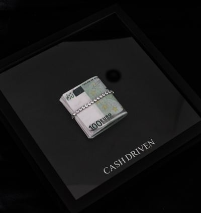 a cash money motivational wall art with a cash note that motivate