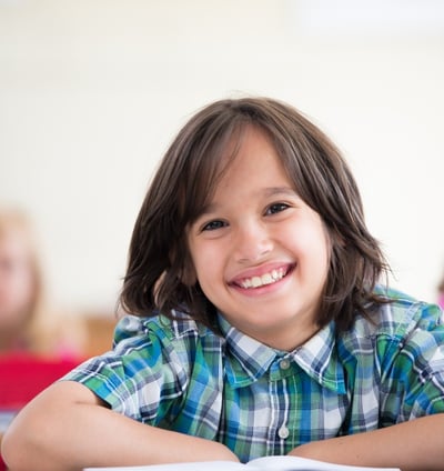 niño sonriendo