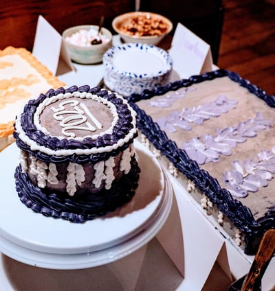 custom cake and gluten free cake gourmet and freshly baked. Entirely homemade, designed and decorate