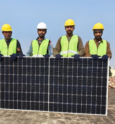 Gavi Infra solar EPC team showcasing rooftop solar installation under smart city infrastructure proj