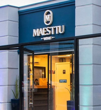 Fachada comercial Bureau de Comunicação