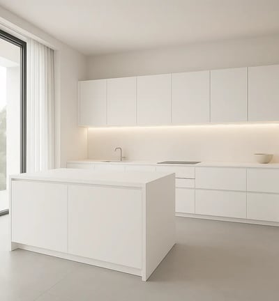 cocina-lujo-minimalista-blanca-isla-integrada-sin-tiradores