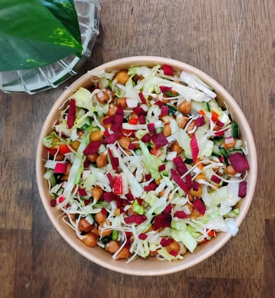π₯ Fresh & Wholesome Sprouts Salad Bowl π±β¨ β
Powerhouse of fiber & plant-based protein β
Light, re