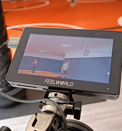 séquence vidéo avec moniteur externe pour un club de boxe/mma