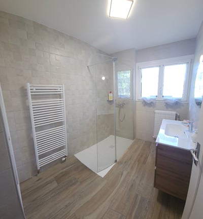 renovation intérieure, peinture, platrerie, chauffage, parquet, salle de bain , faiences