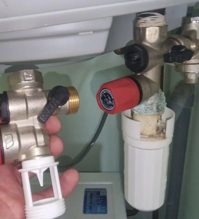 fuite groupe de sécurité sur chauffe-eau belleville-en-beaujolais-69200