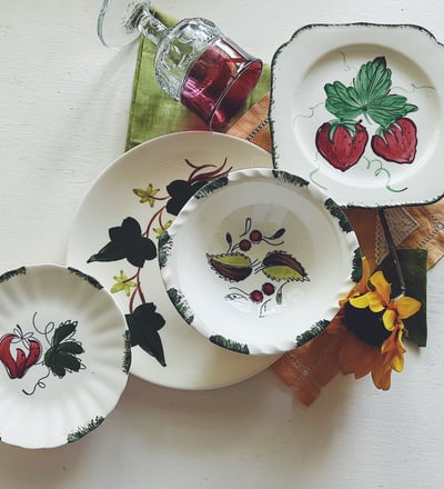 Strawberry Dinnerware 