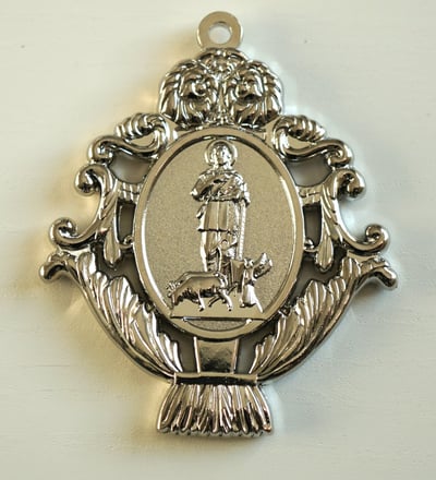 medalla san isidro zamak con baño de plata