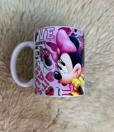 Caneca Minie (foto real)
