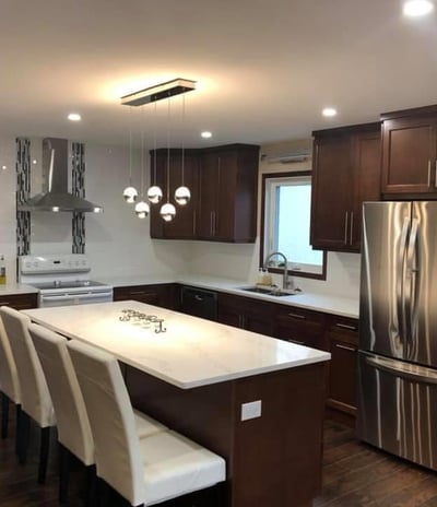 kitchen cabinet in Steinbach area