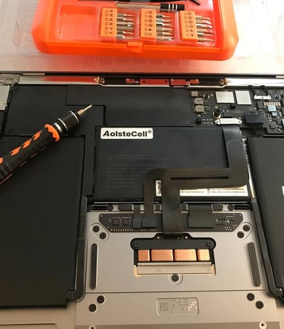 macbook air battery replacement