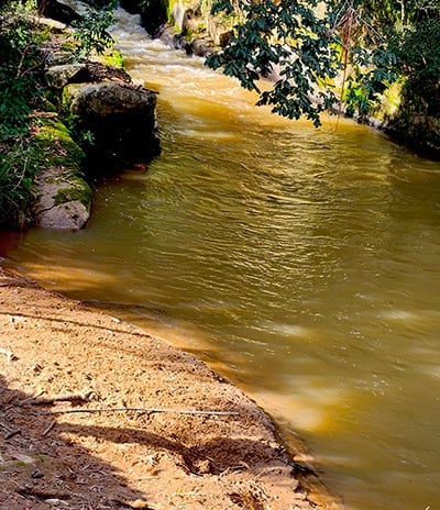 Praia Cachoeira Pousasda Vila DAngelo Munhoz MG Minas Gerais Brazil