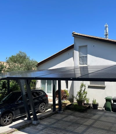 pergola solaire adosée a votre maison