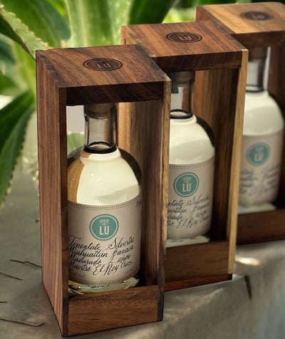 Botellas Mezcal Tepextate de Lu Mezcal