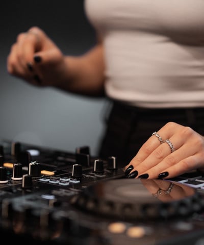 dj simonti