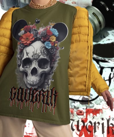 Camiseta de caveira da Cavérik em estilo urbano e despojado.