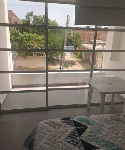 Alquiler de apartamento amoblado con vista al mar por días en El Rodadero, Santa Marta, Colombia