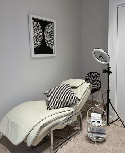 Interior corner of HANAKŌ BEAUTY STUDIO
