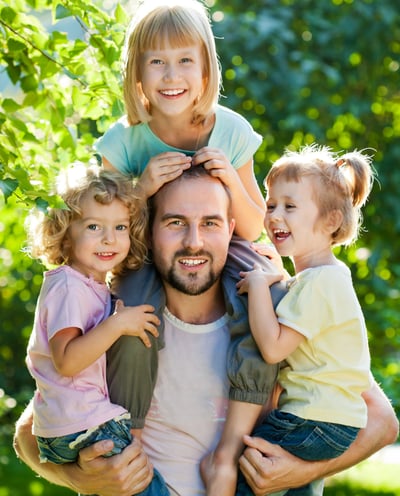 Girl dad with his three daughters