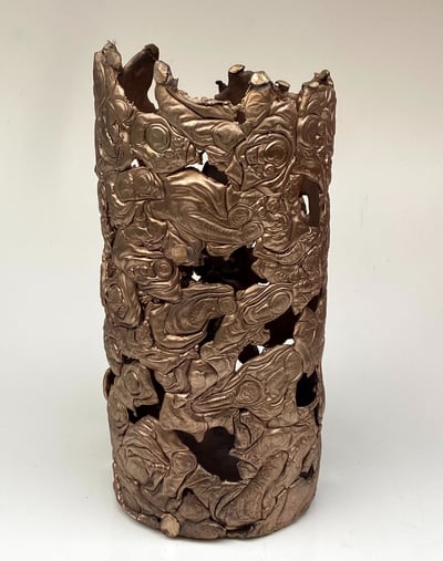 Photographie d'un bronze brut de fonte