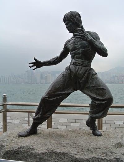 Statue to Bruce Lee.