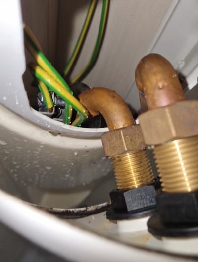 Caravan shower replacement in ingoldmells by MLA & Heating