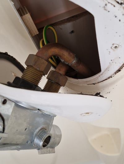 Caravan shower replacement skegness near ingoldmells