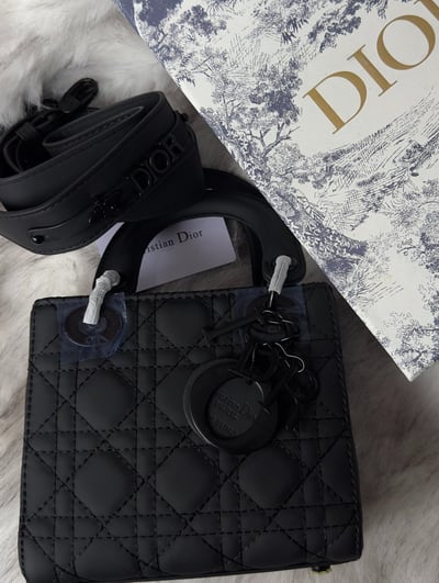 Bolsa Christian Dior,  para mujer lady dior mini piel de becerro