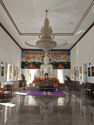 Wat Tham Pong Pang, Thung Makham, Chumphon