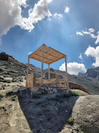 Wooden huts on marsur rock trek