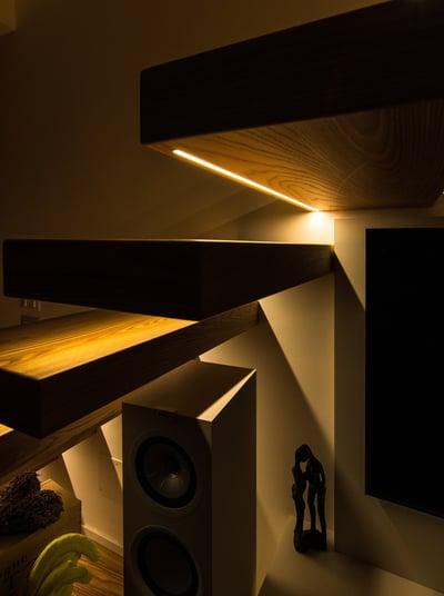 scale moderne con profilo incasso led