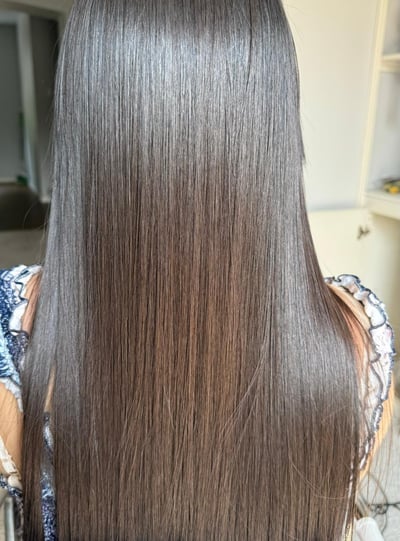 Imagen de servicio de coloración de cabello: