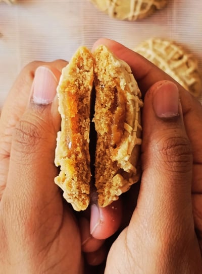 Caramel-filled cookie with rich caramel oozing out