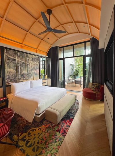 artyzen-singapore-terrace-suite-bedroom-1