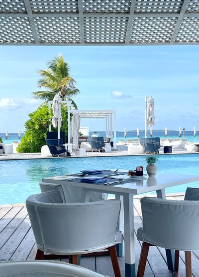 four-seasons-landaa-giraavaru-maldives-restaurant